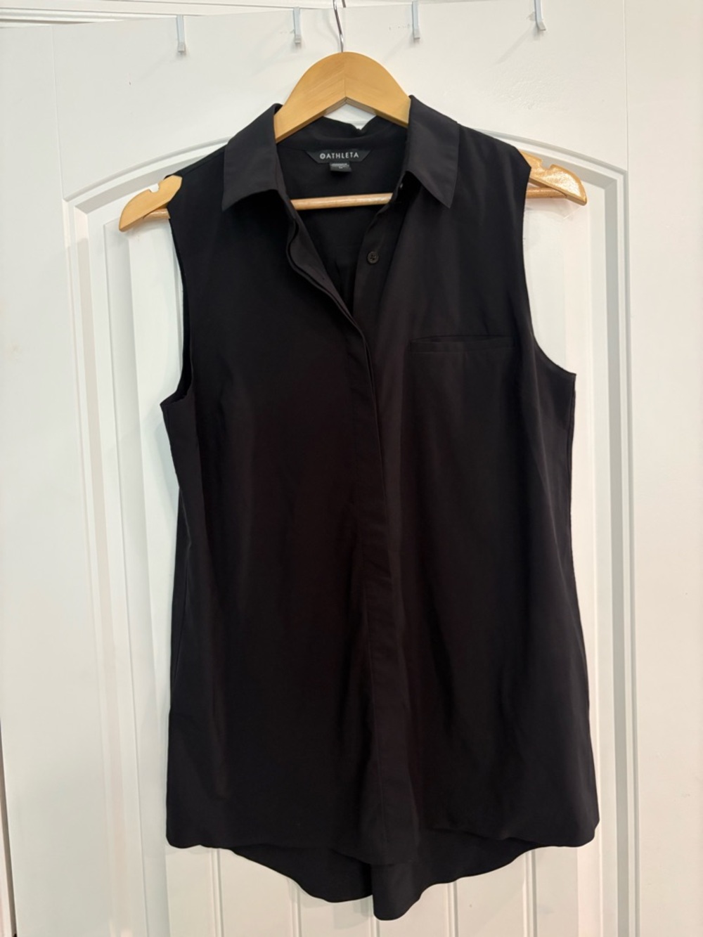 Athleta Women's Black Sleeveless Collared Tunic